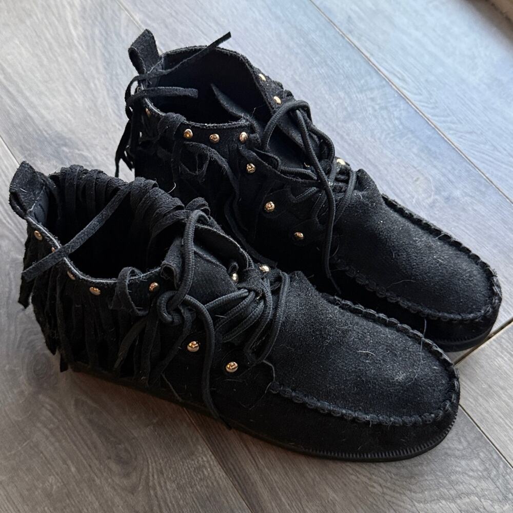 Black Moccasin Boots